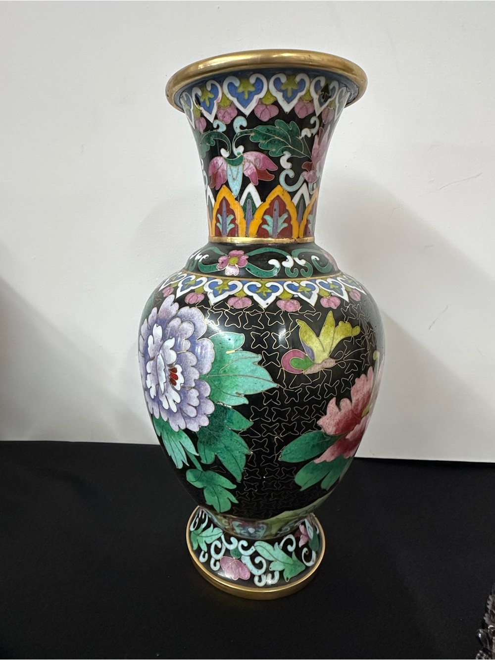 Vintage Chinese Cloisonné Vase 10 in tall.